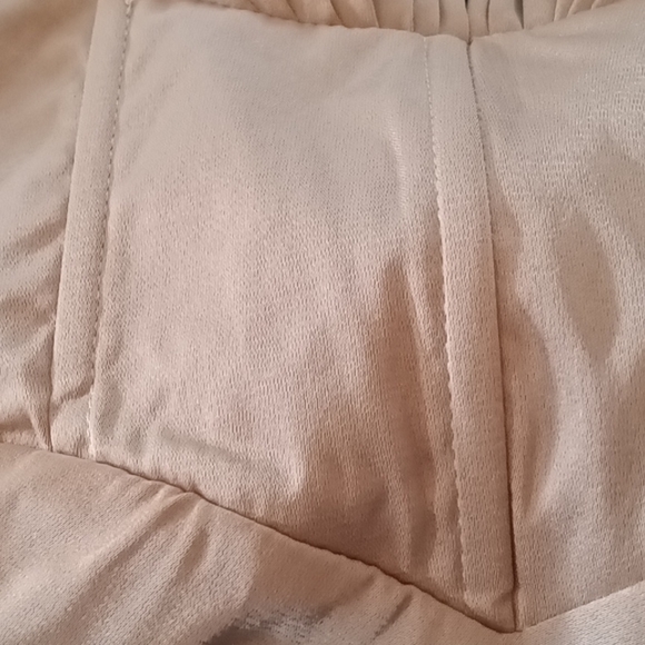 PRINCESS POLLY OLIVIA MIDI DRESS IN BEIGE - Picture 6 of 7